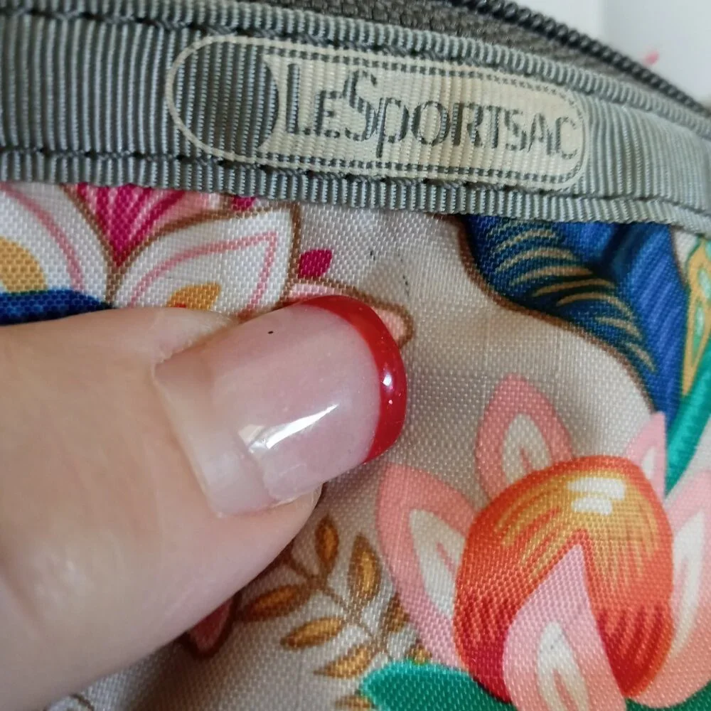 LeSportsac Kasey Crossbody Purse Bag - Picture 14 of 15